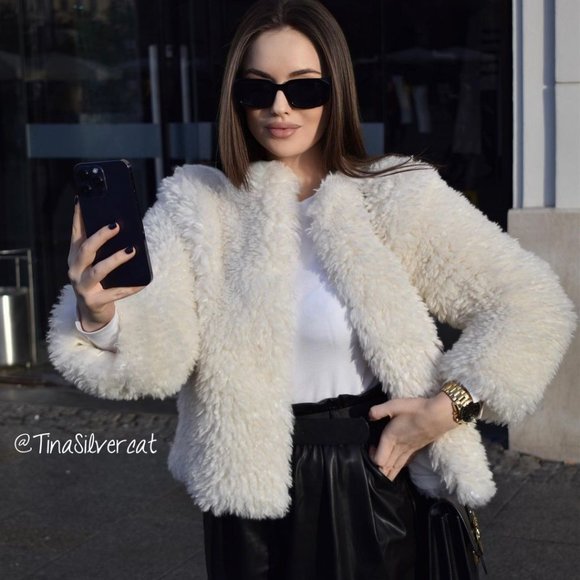 BLOGGER'S FAVE! Zara Faux Fur Coat Ecru NWT - Picture 3 of 16